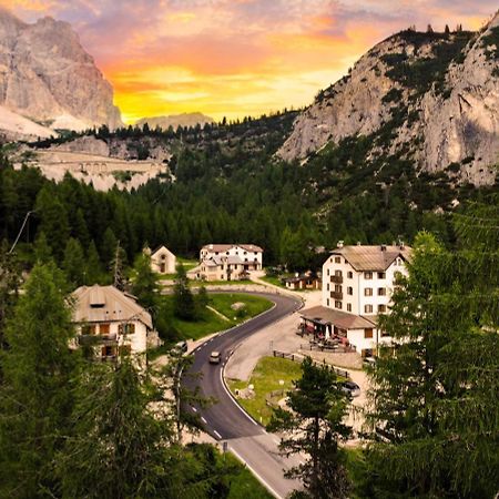 Albergo Al Sasso di Stria Andraz Esterno foto