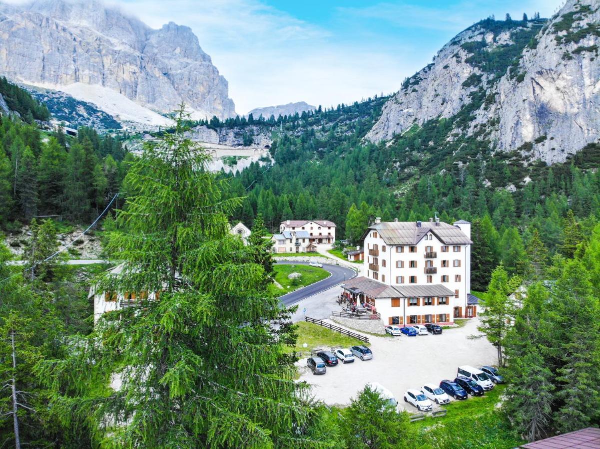 Albergo Al Sasso di Stria Andraz Esterno foto