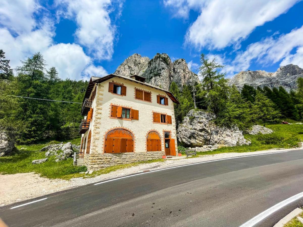 Albergo Al Sasso di Stria Andraz Esterno foto